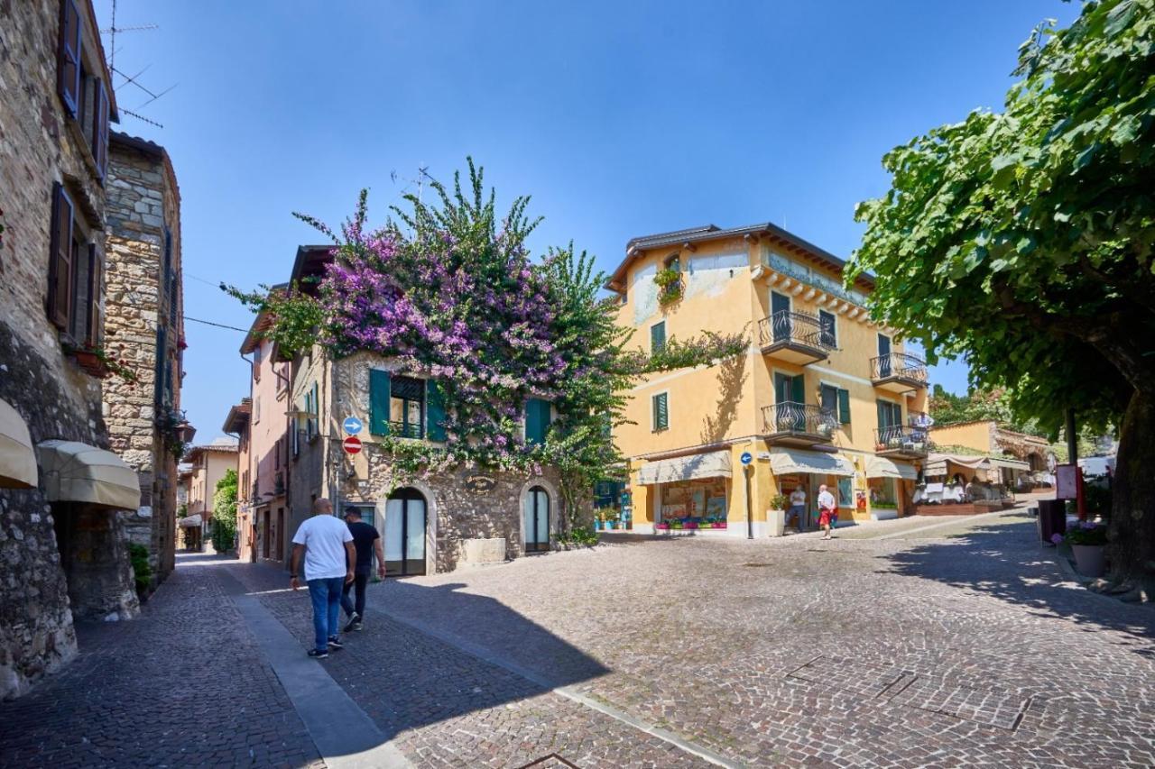 Porto Valentino 2 Apartamento Sirmione Exterior foto